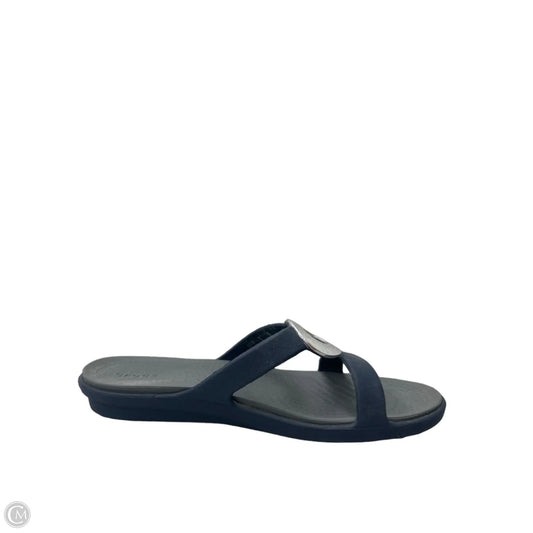 Sandals Flats By Crocs In Navy, Size: 7