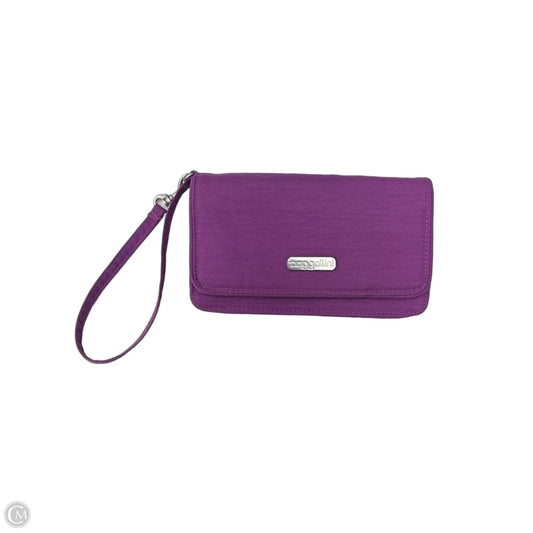 Wristlet By Baggallini, Size: Small
