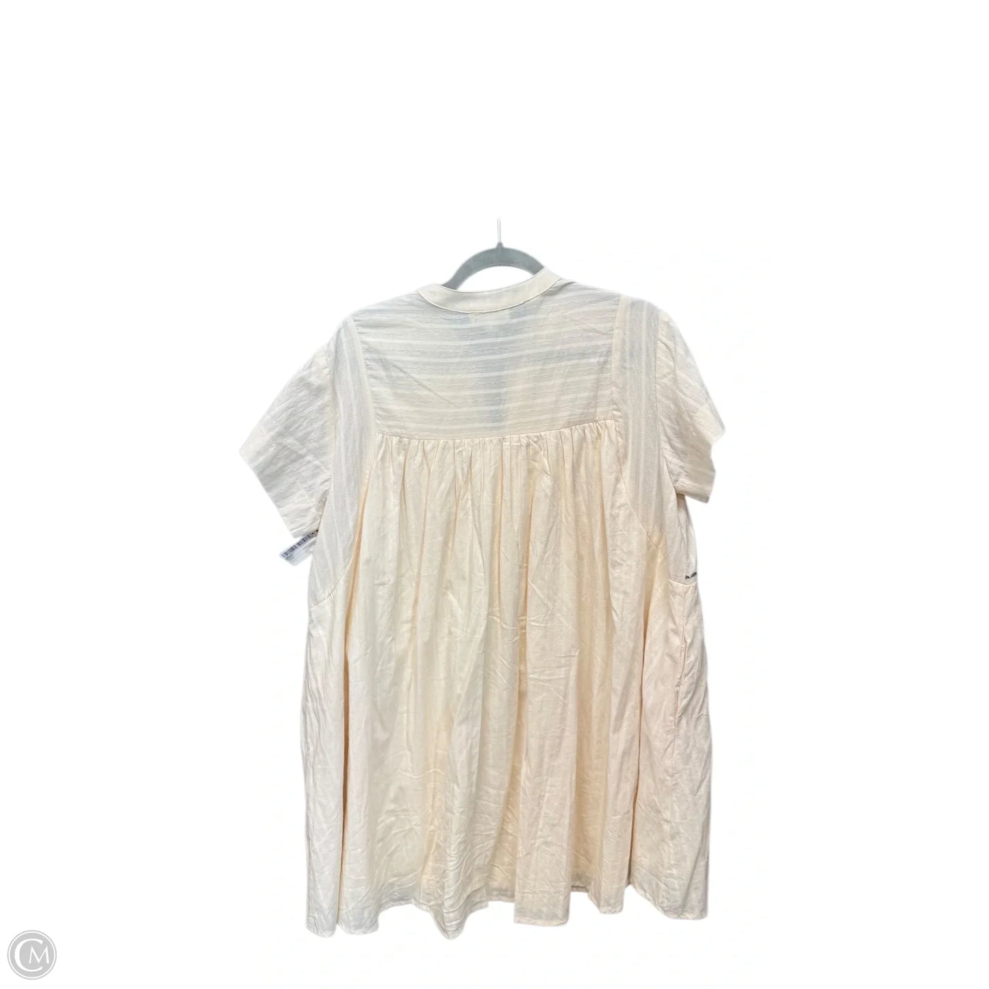 Dress Casual Short By Entro In Cream, Size: S