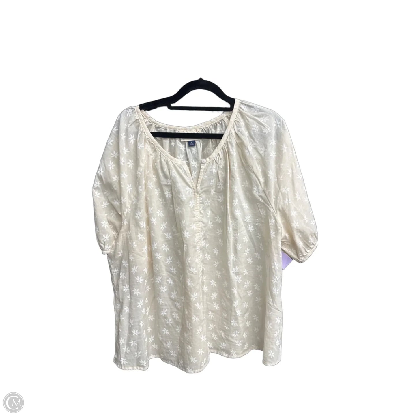 Top Short Sleeve By Universal Thread In Floral Print, Size: Xl