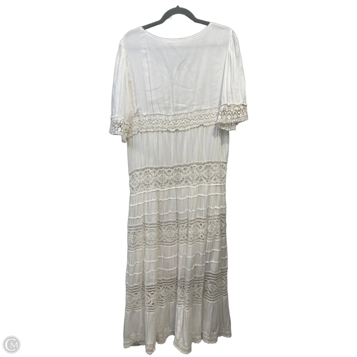 Dress Casual Maxi By Clothes Mentor In White, Size: M
