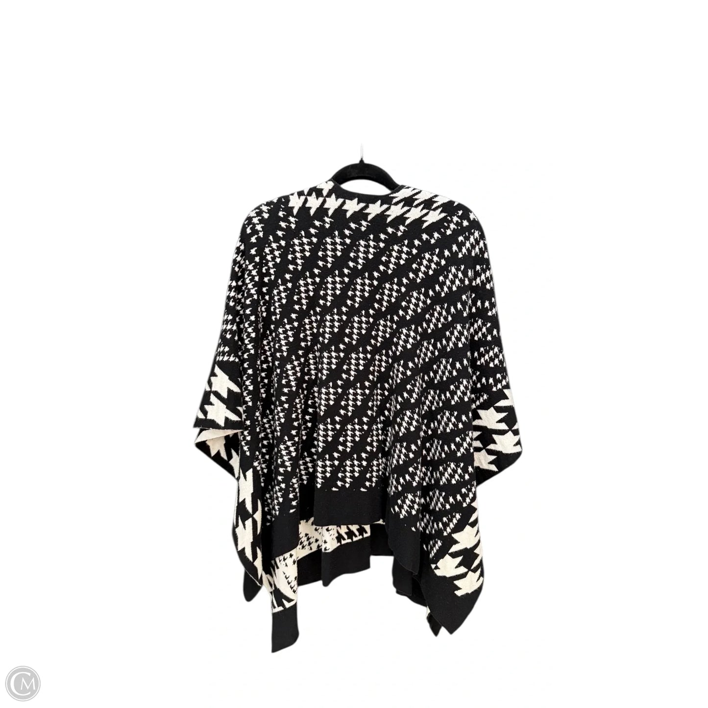 Shawl By Chicos In Black & White, Size: L