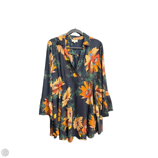 Dress Casual Short By Umgee In Floral Print, Size: L