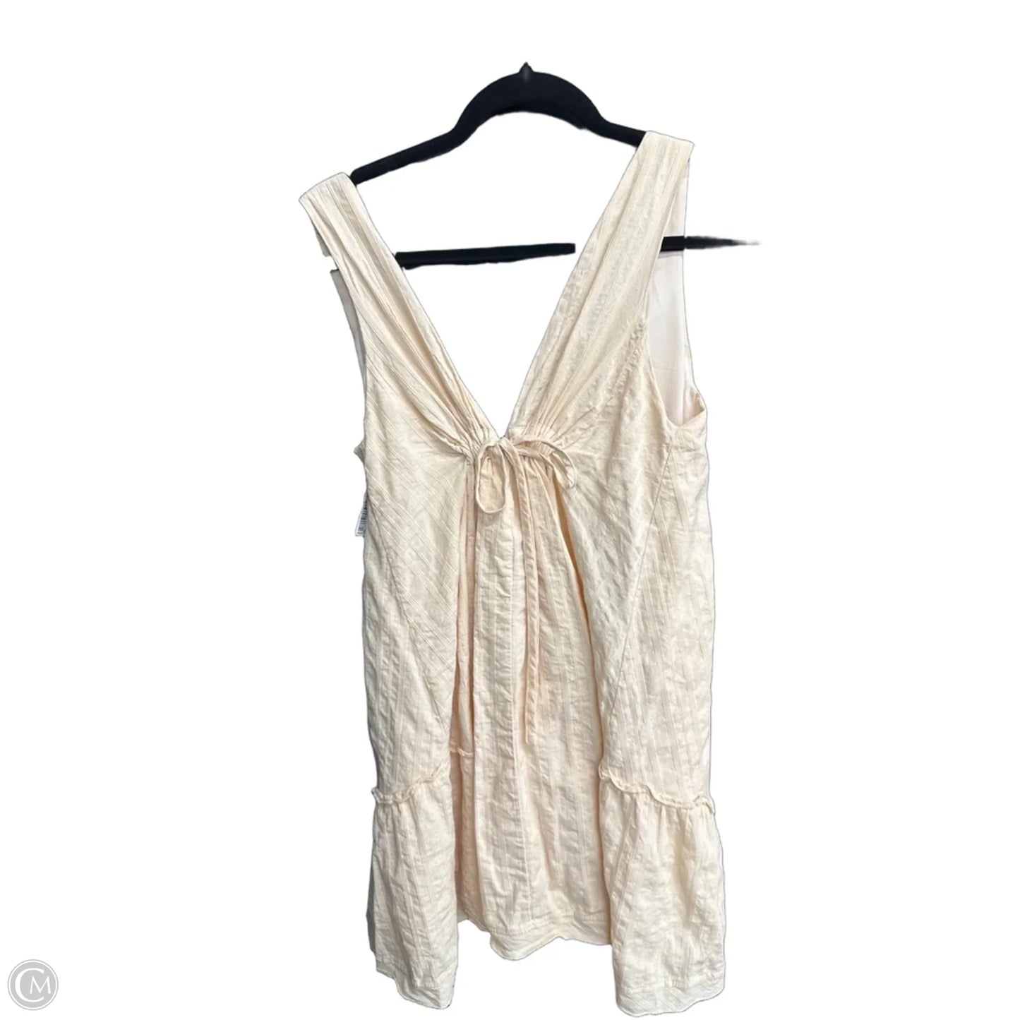 Dress Casual Short By Clothes Mentor In Cream, Size: S