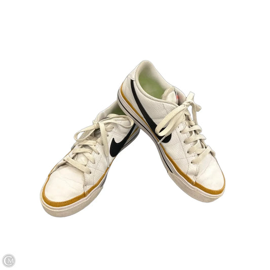 Shoes Sneakers By Nike In White, Size: 8