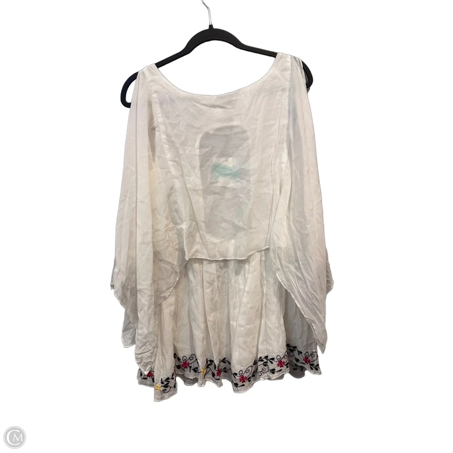 Dress Casual Short By Umgee In White, Size: S