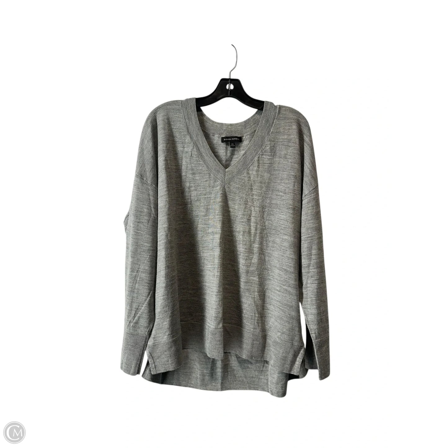 Top Long Sleeve By Banana Republic In Grey, Size: Xxl