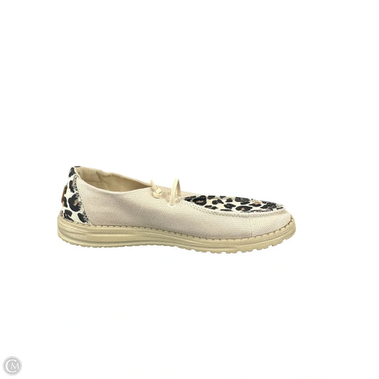 Shoes Flats By Hey Dude In Animal Print, Size: 9