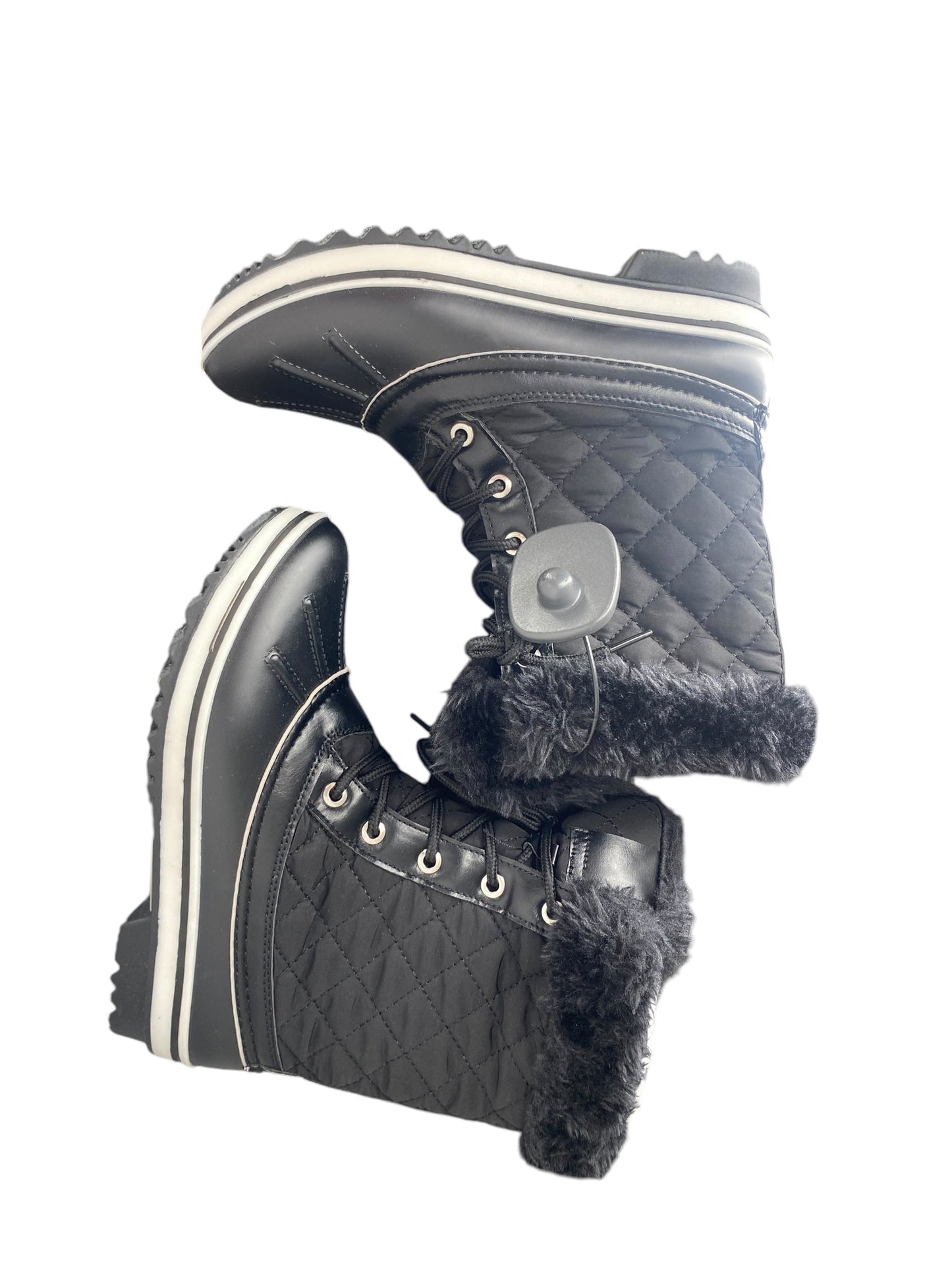 Boots Snow By Clothes Mentor In Black, Size: 6