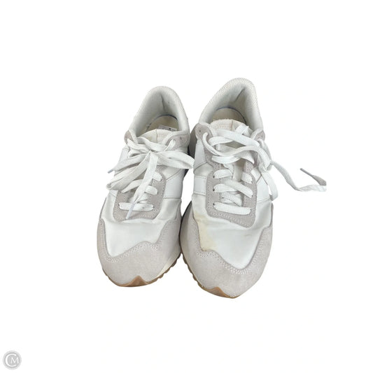 Shoes Athletic By New Balance In White, Size: 7.5