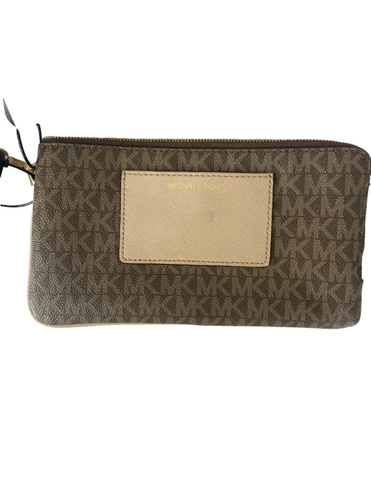 Clutch Designer Michael Kors, Size Medium