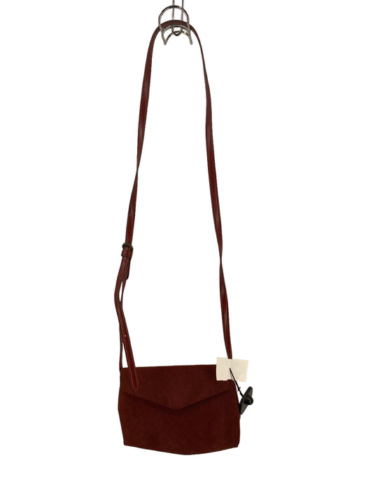 Crossbody Universal Thread, Size Small