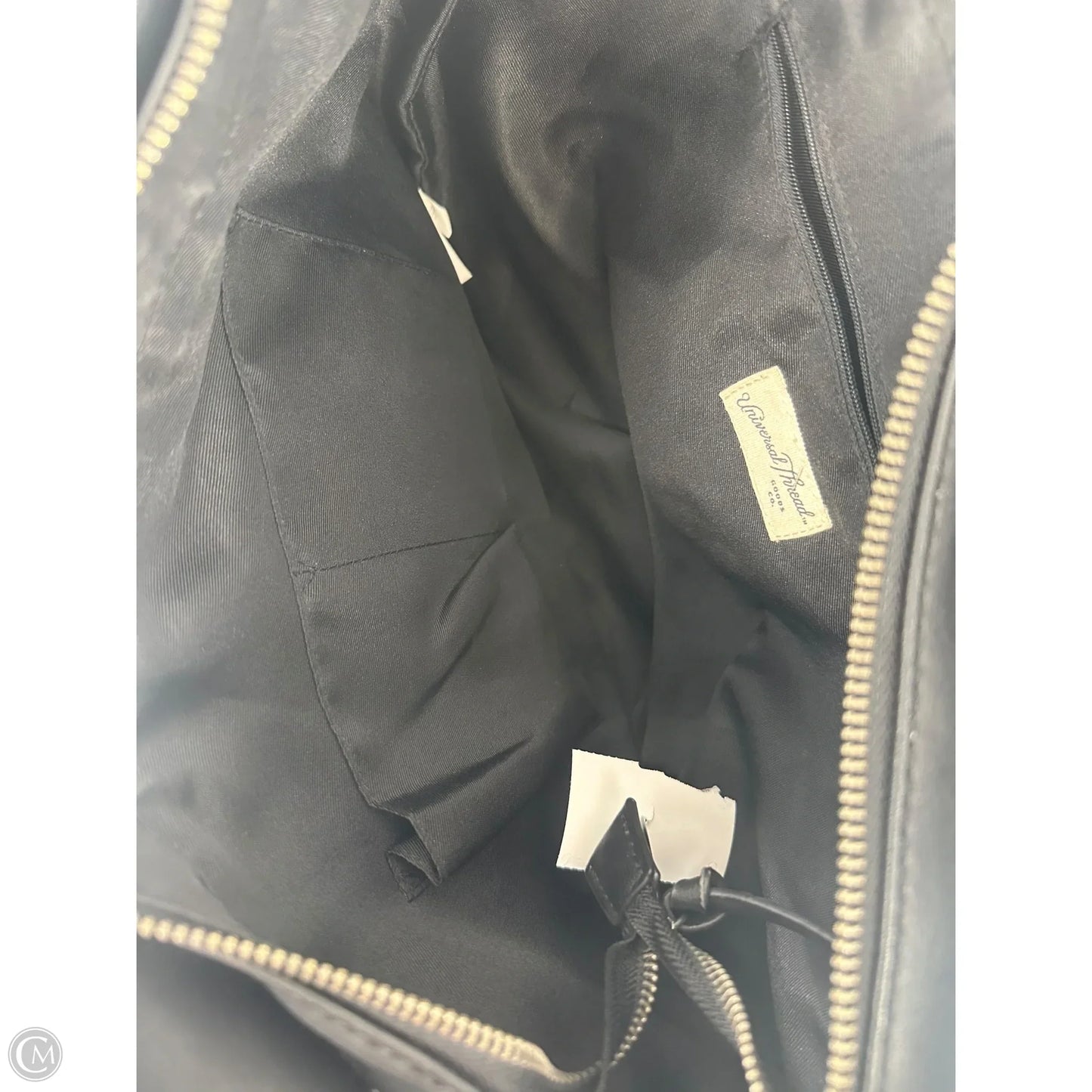 Handbag By Universal Thread, Size: Medium