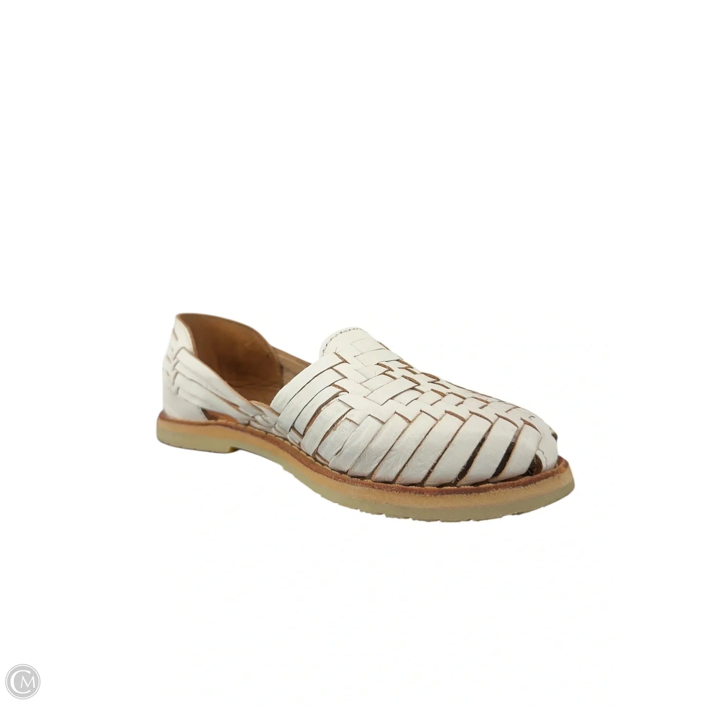 Shoes Flats By Bearpaw In White, Size: 6