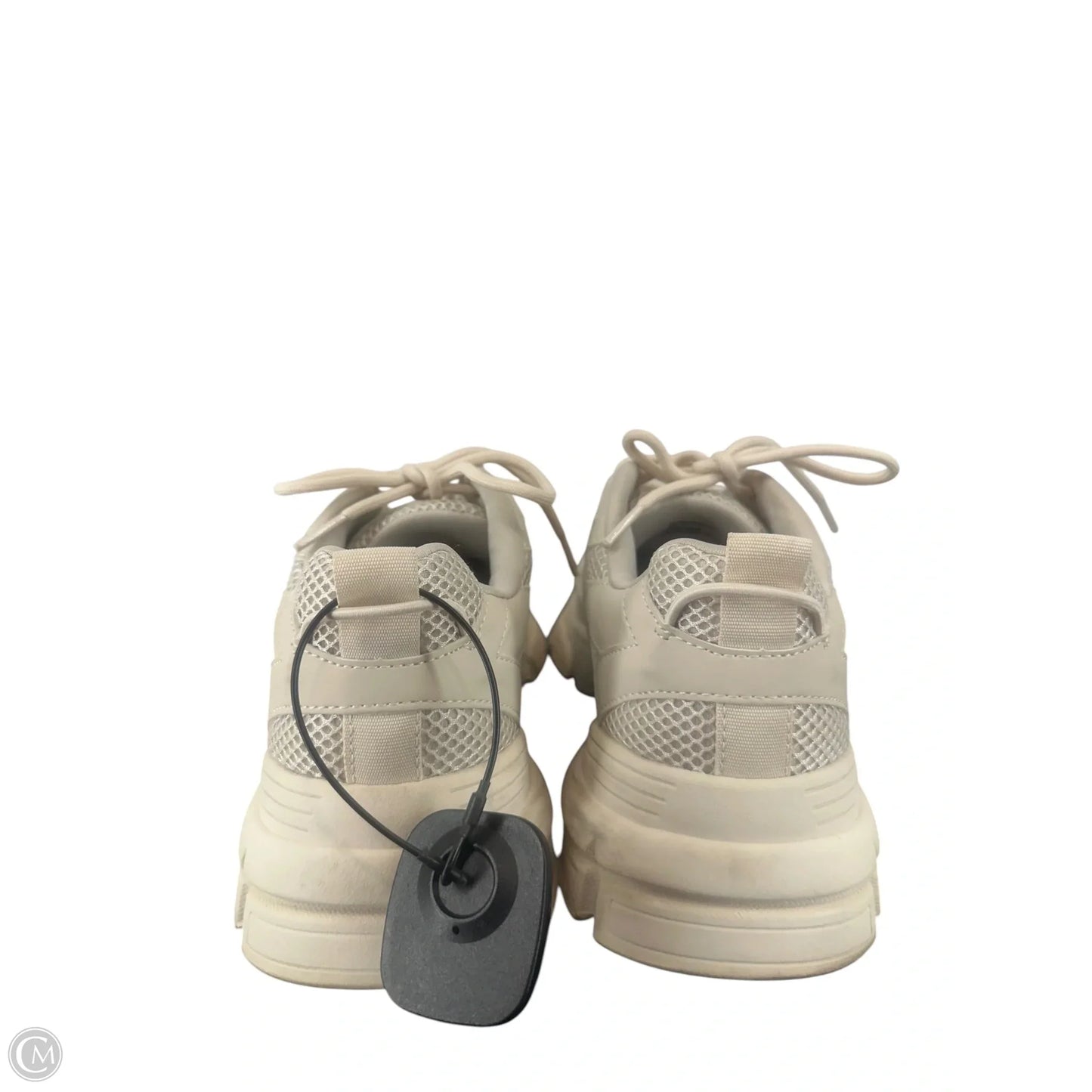 Shoes Athletic By Steve Madden In White, Size: 9