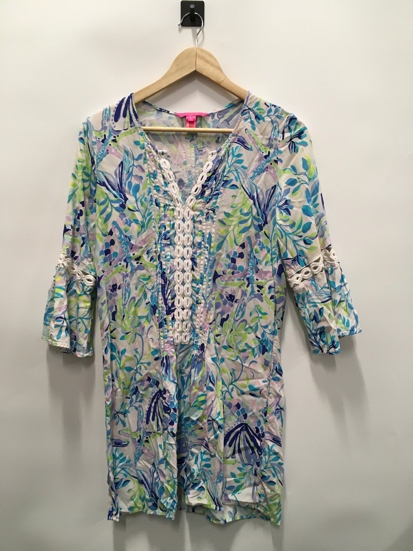 Dress Casual Short By Lilly Pulitzer  Size: S