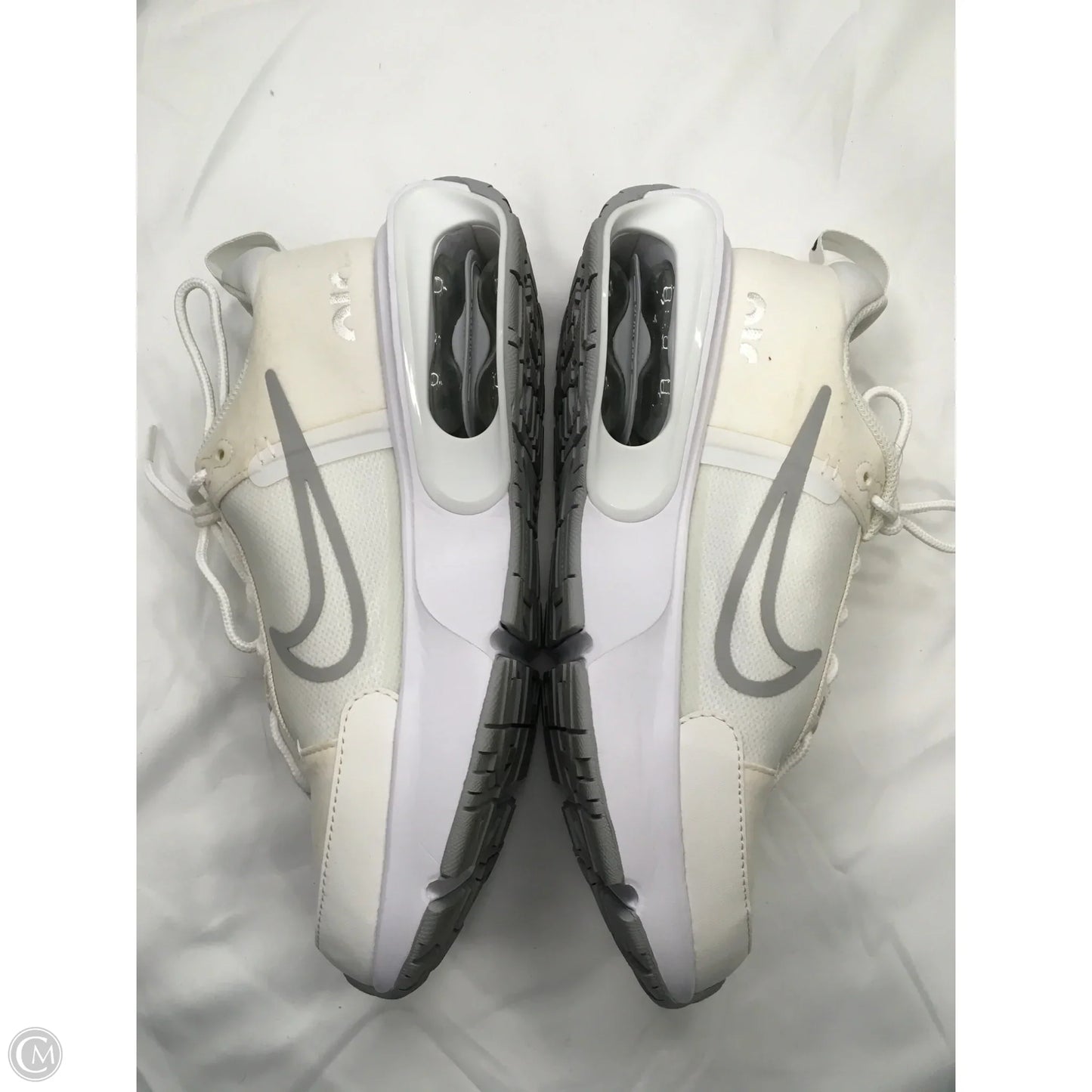 Shoes Athletic By Nike In White, Size: 8.5