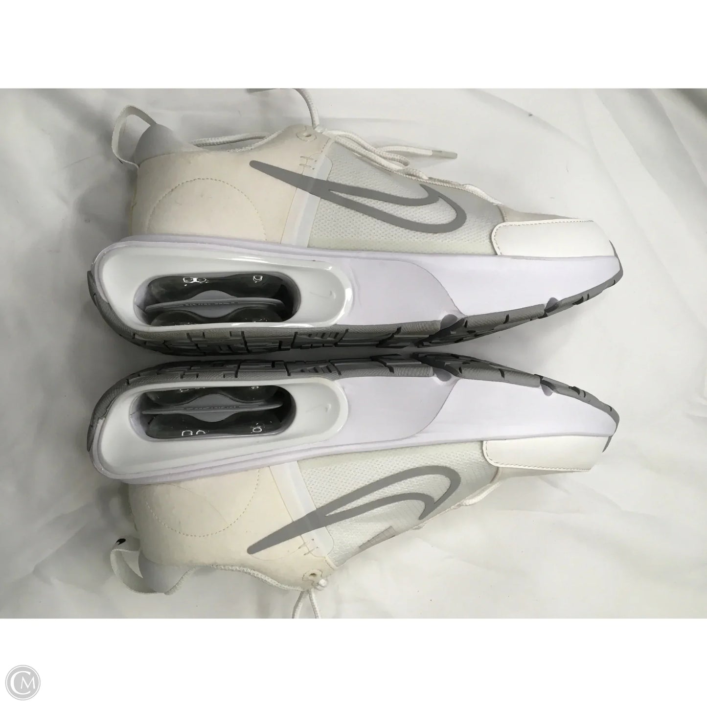 Shoes Athletic By Nike In White, Size: 8.5