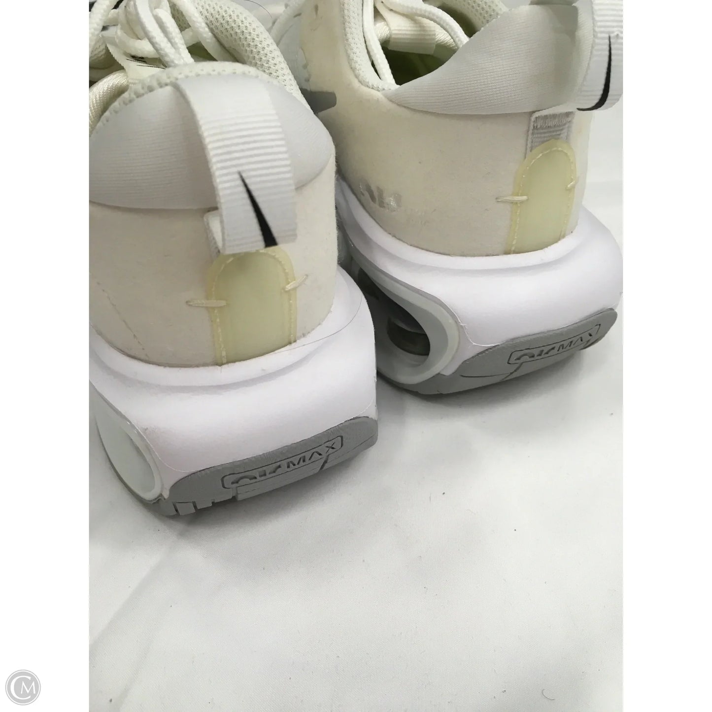 Shoes Athletic By Nike In White, Size: 8.5
