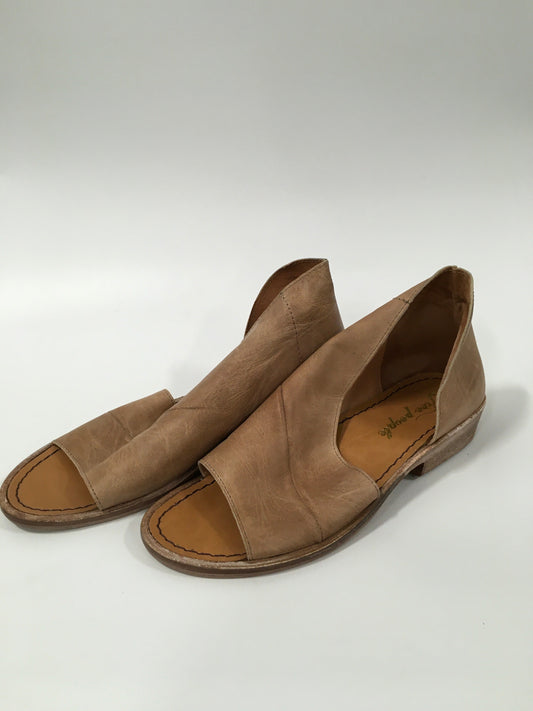 Tan Shoes Heels Block Free People, Size 6