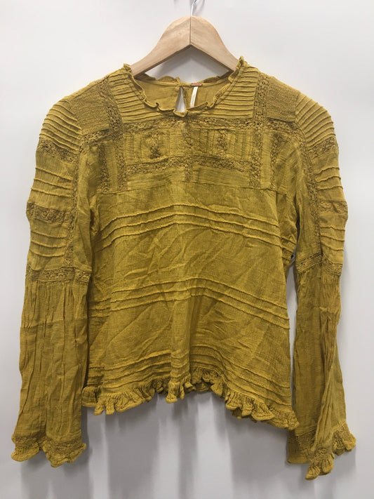 Top Long Sleeve By Free People  Size: Xs