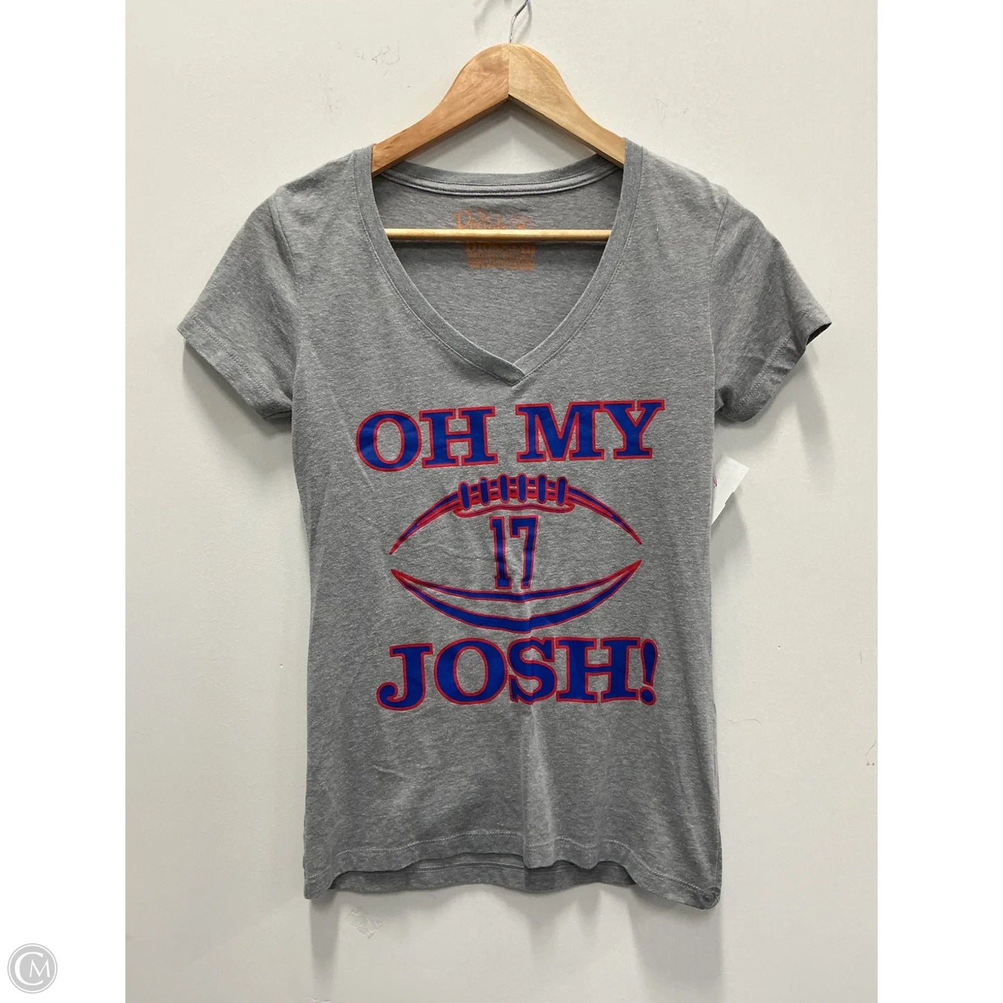 Top Short Sleeve Basic By Clothes Mentor In Grey, Size: S