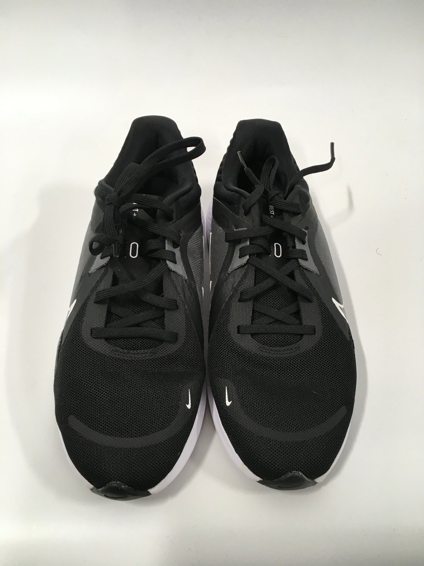 Black Shoes Athletic Nike, Size 8