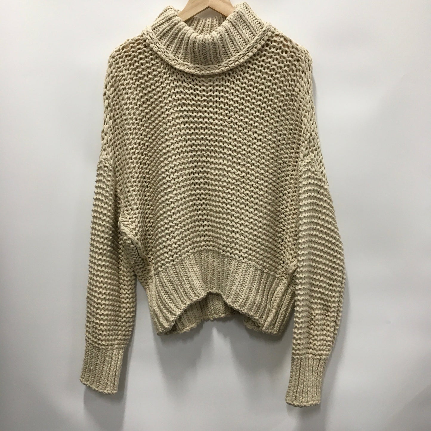 Sweater By Free People  Size: L