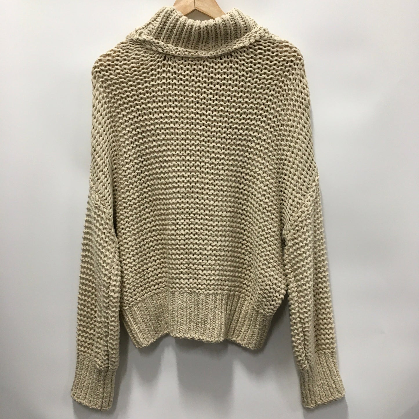 Sweater By Free People  Size: L