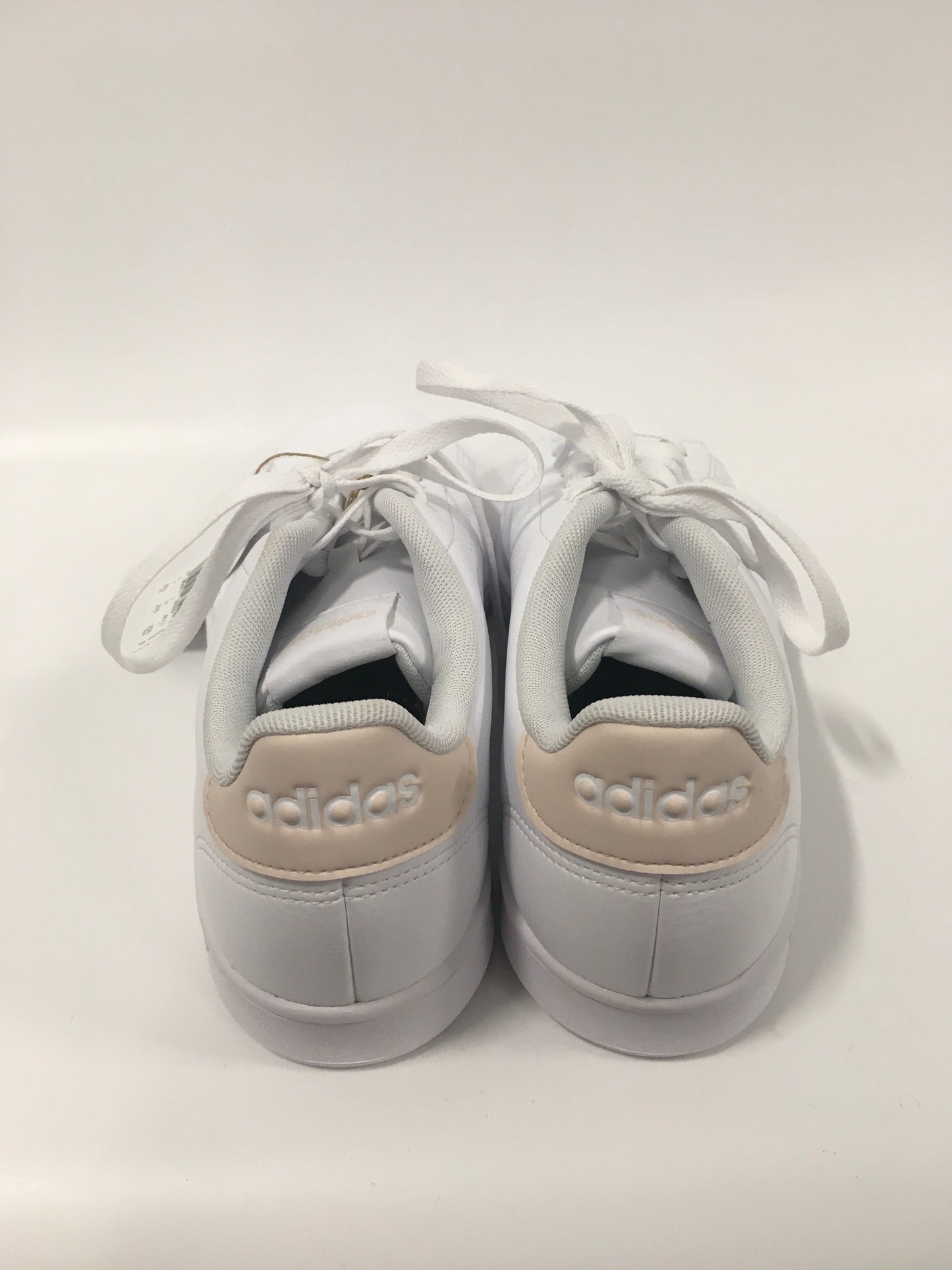 Shoes Sneakers By Adidas In White, Size: 8.5