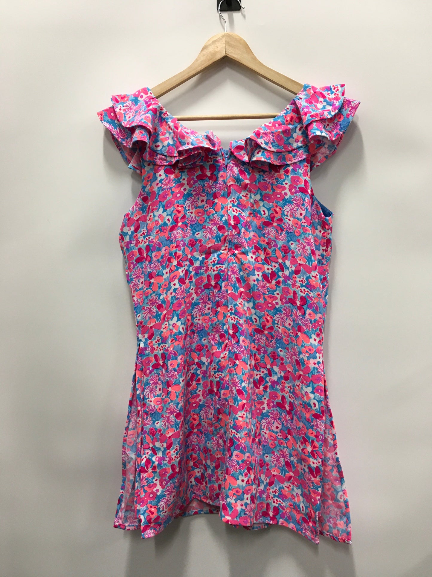 Dress Casual Short By Lilly Pulitzer In Floral Print, Size: 6