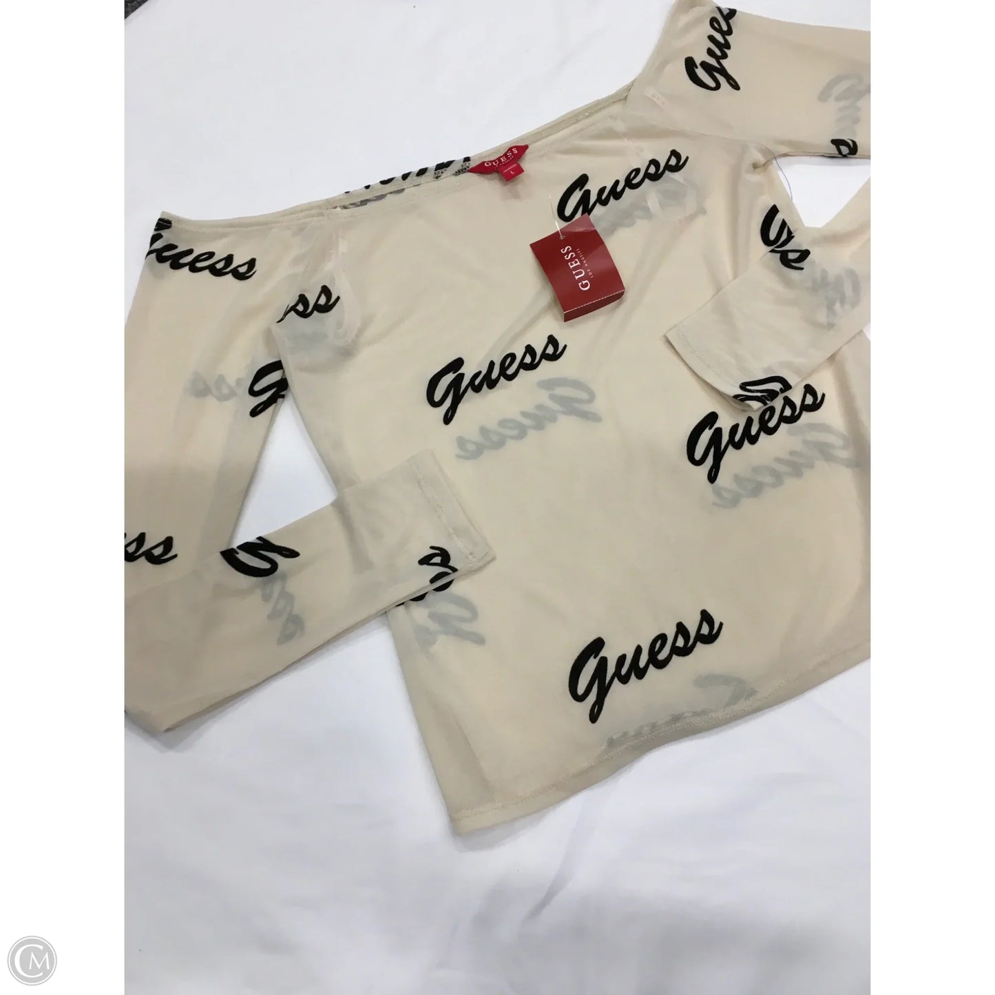 Top Long Sleeve By Guess In Tan, Size: L