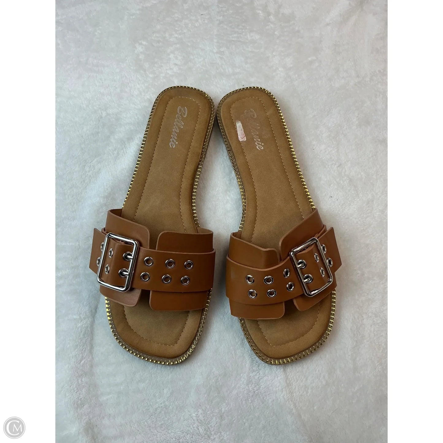 Sandals Flats By Clothes Mentor In Tan, Size: 8.5