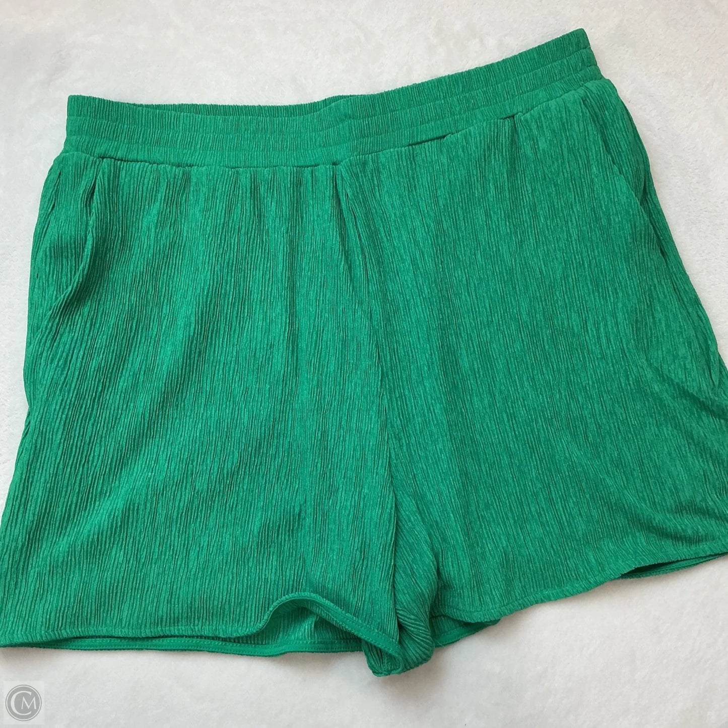 Shorts By Express In Green, Size: M