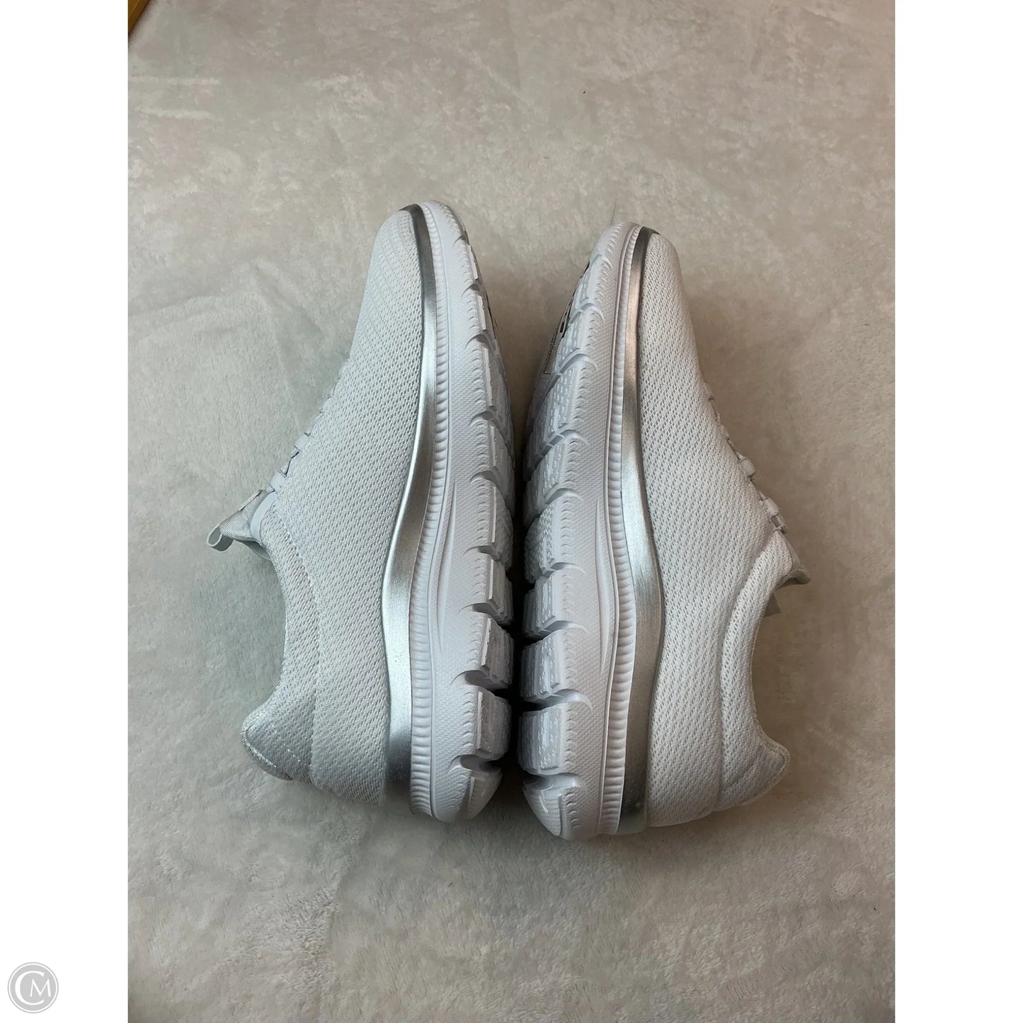 Shoes Athletic By Skechers In White, Size: 7.5