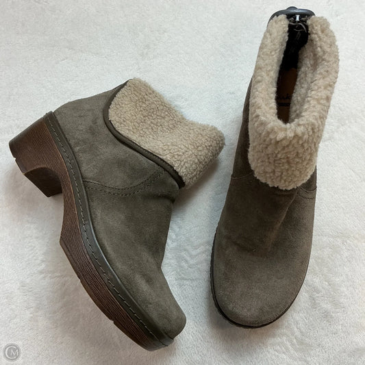 Boots Ankle Heels By Clarks In Grey, Size: 8.5