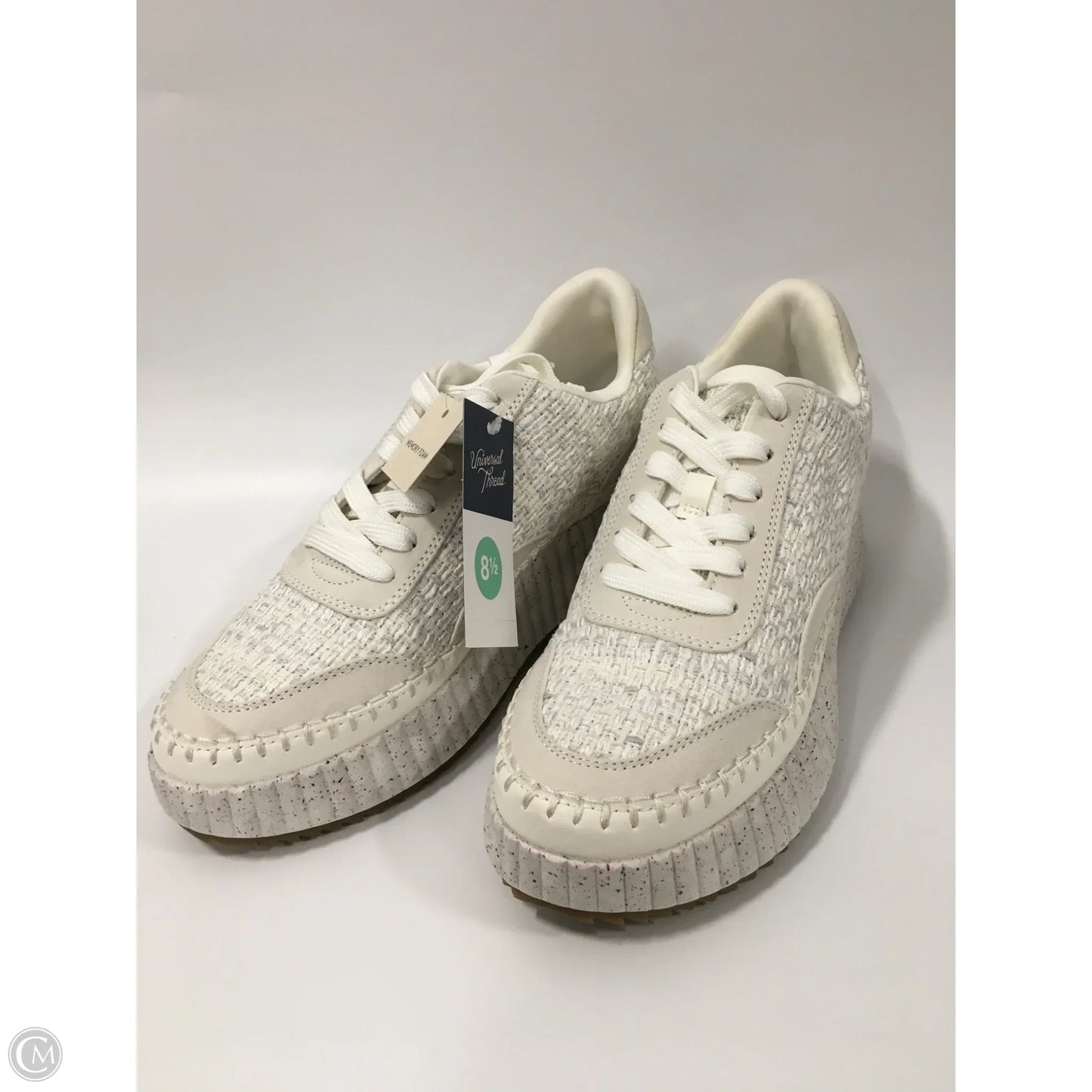 Shoes Sneakers By Universal Thread In White, Size: 8.5