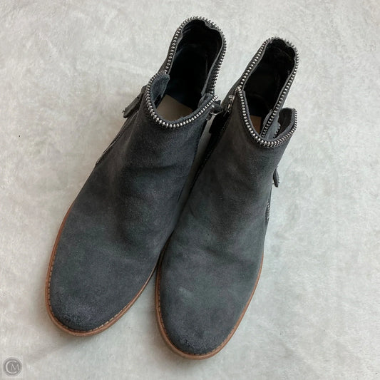Boots Ankle Flats By Dolce Vita In Grey, Size: 7