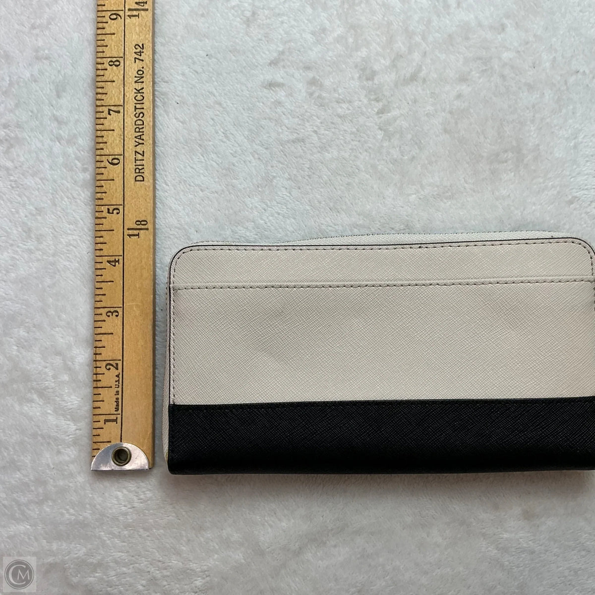Wallet Designer By Kate Spade, Size: Medium