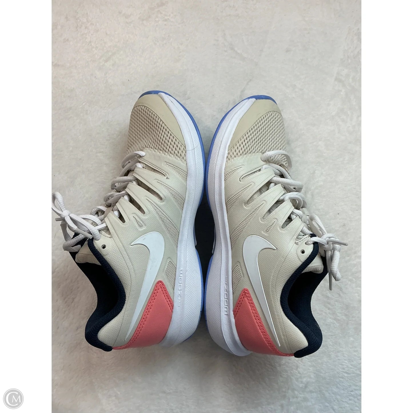 Shoes Athletic By Nike In Cream, Size: 8.5