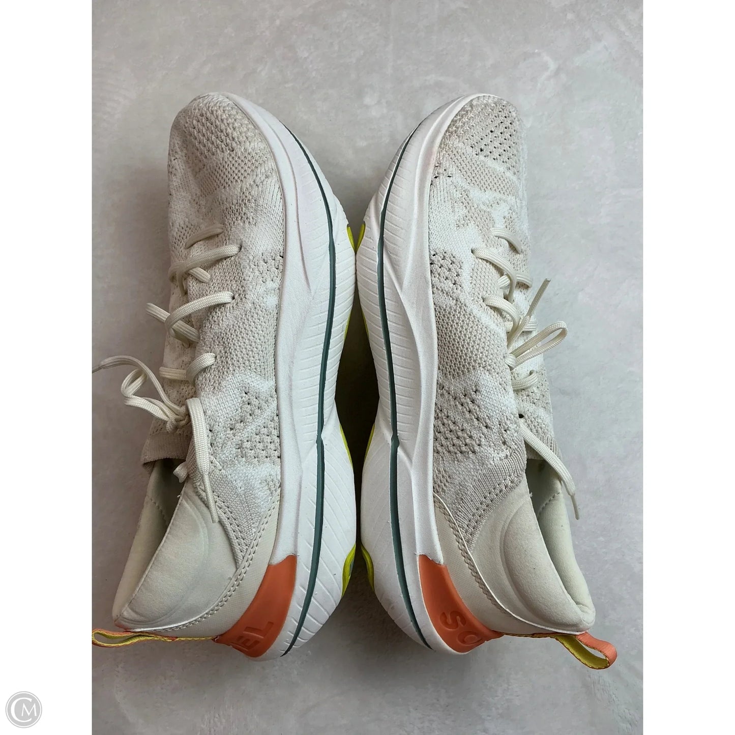 Shoes Athletic By Sorel In Cream, Size: 9.5