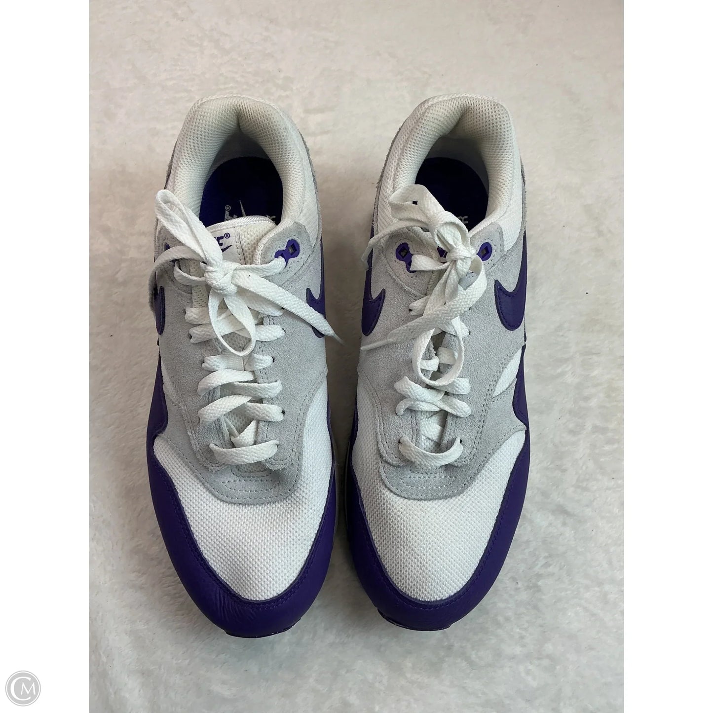 Shoes Sneakers By Nike In Purple & White, Size: 9