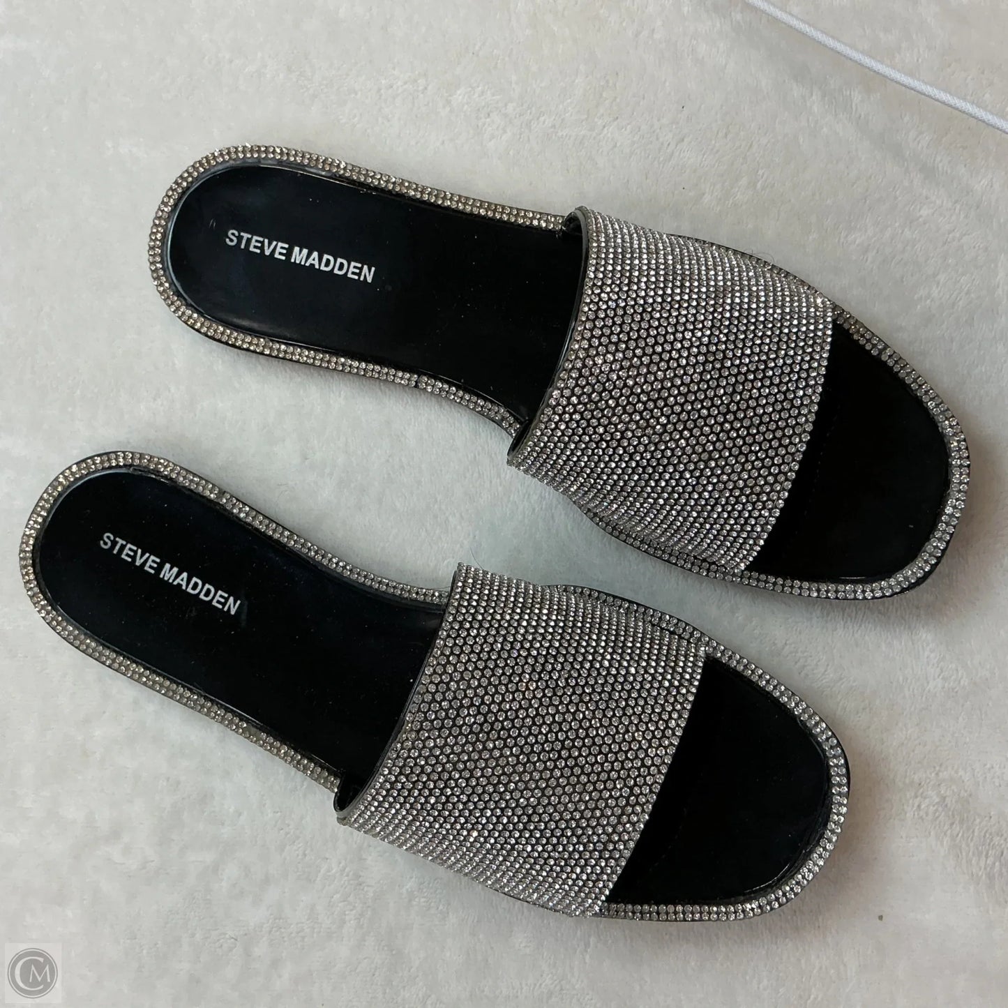 Sandals Flats By Steve Madden In Black & Silver, Size: 10