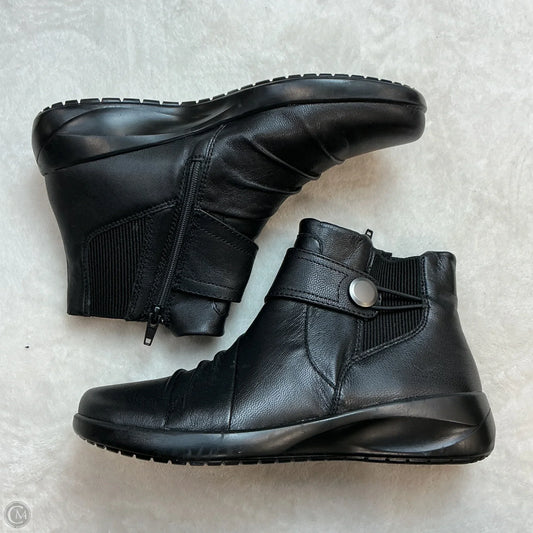 Boots Ankle Flats By Clarks In Black, Size: 7