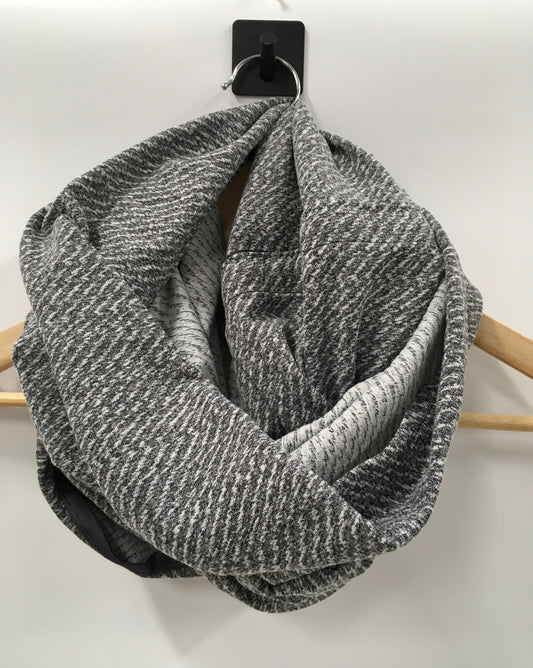 Scarf Infinity By Lululemon