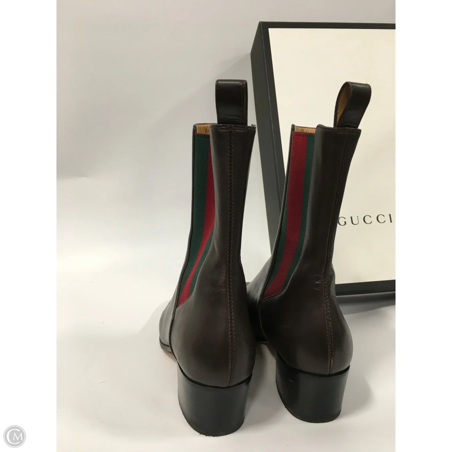 Boots Luxury Designer By Gucci In Brown, Size: 6