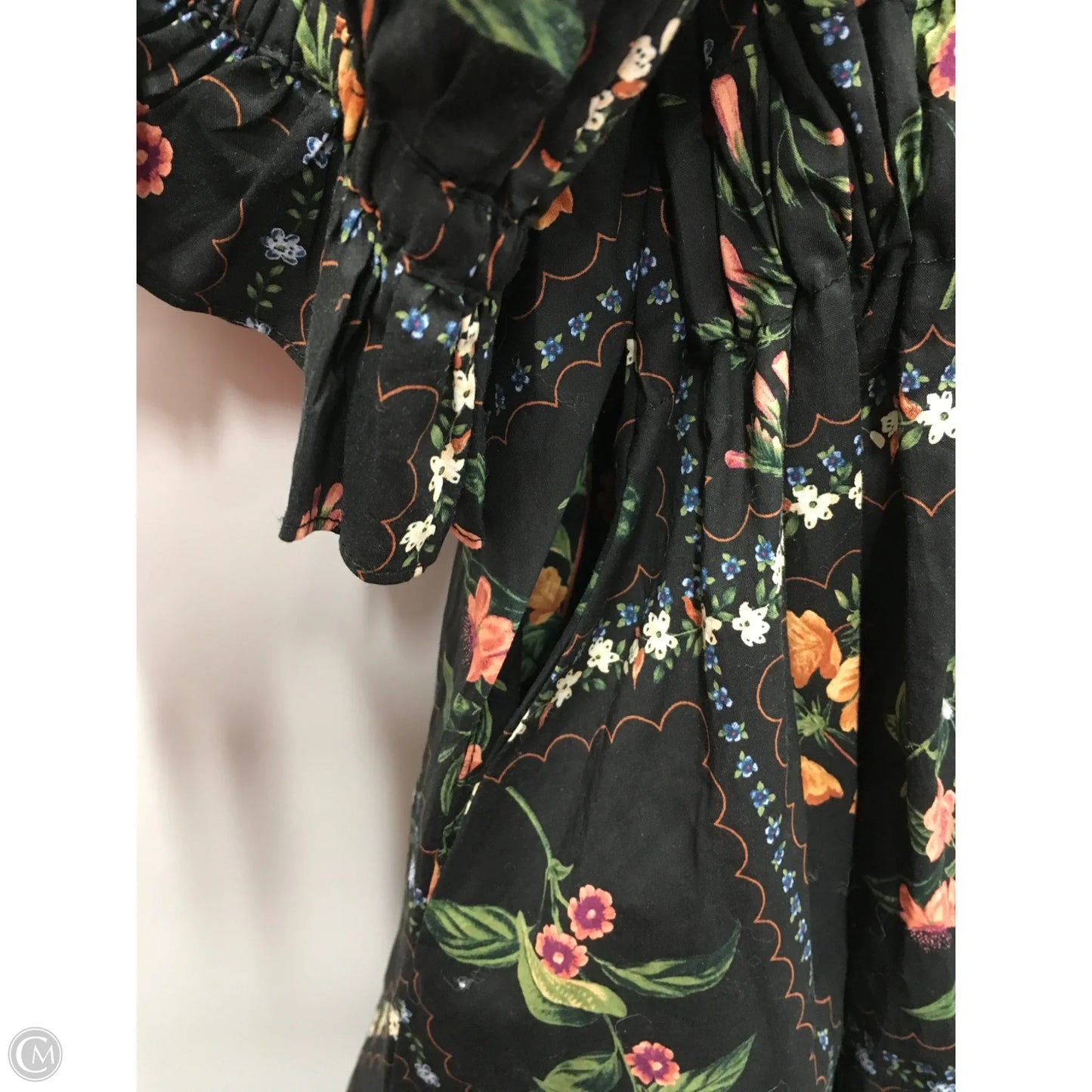 Dress Casual Short By Entro In Floral Print, Size: M