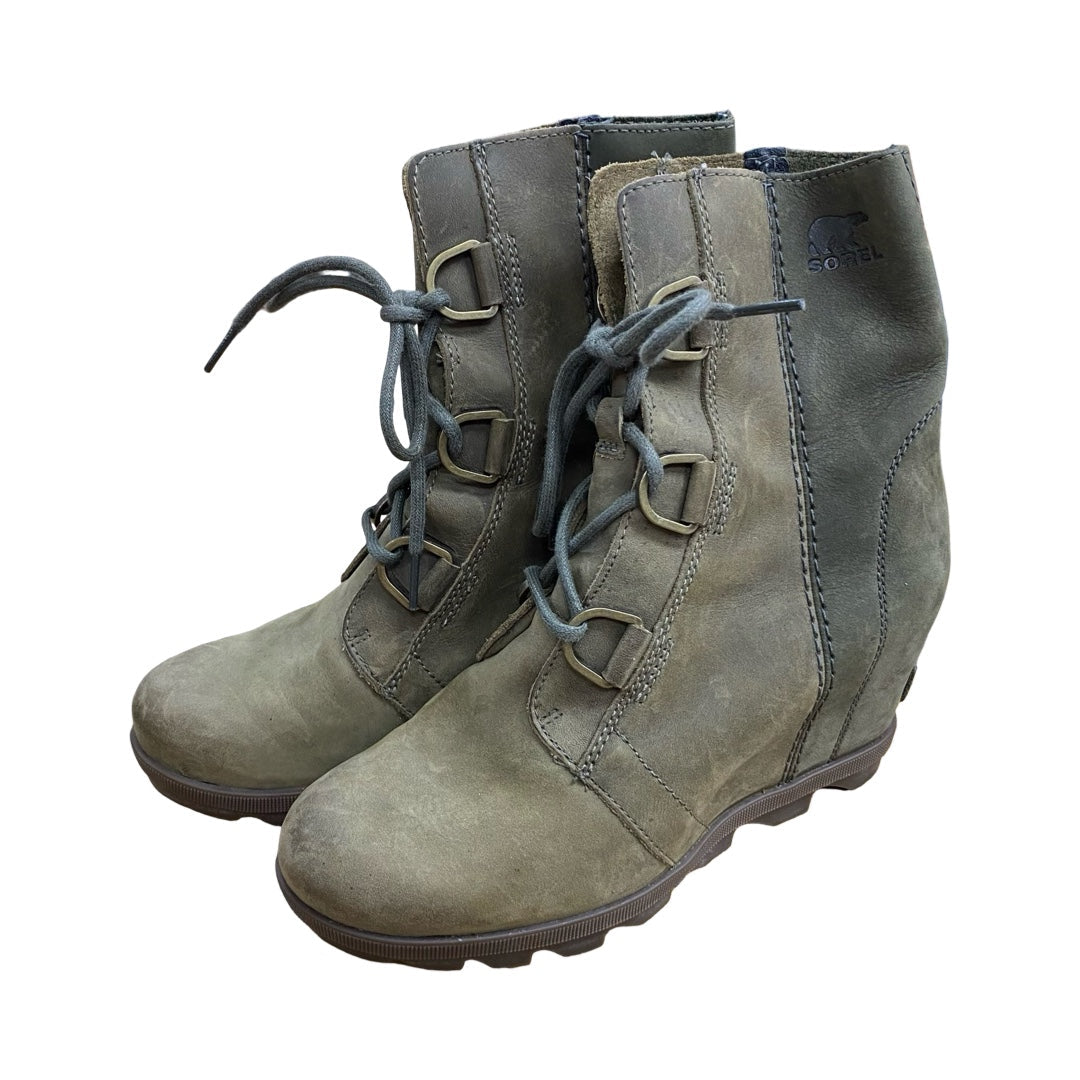Boots Designer By Sorel In Green, Size:8