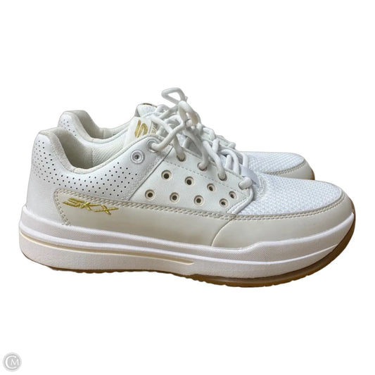 Shoes Athletic By Skechers In White, Size: 6
