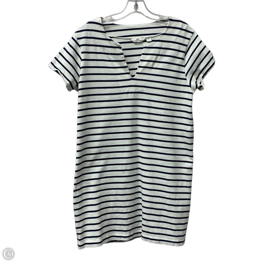 Dress Casual Short By Vineyard Vines In Blue & White, Size: L